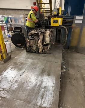 Efficient Scrap Metal Processing at Recycling Facility